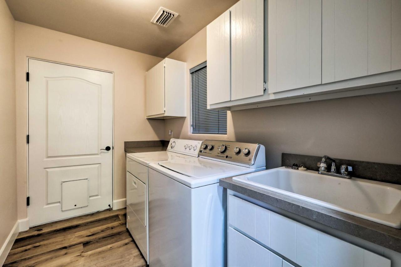 Luxury Sedona Living Remodeled With Red Rock Views! Villa Exterior photo